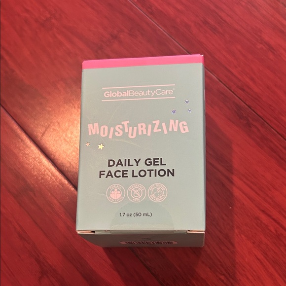 Other - Moisturizing Daily Gel Face Lotion - Pink and Blue